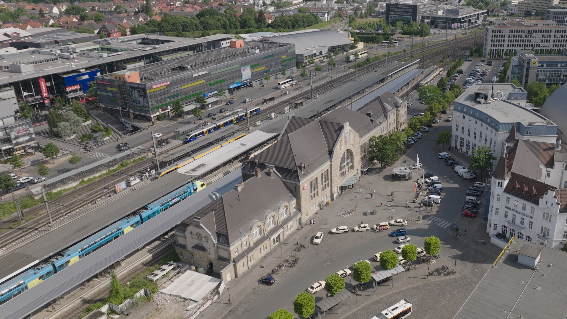 Der Hauptbahnhof Bielefeld von oben