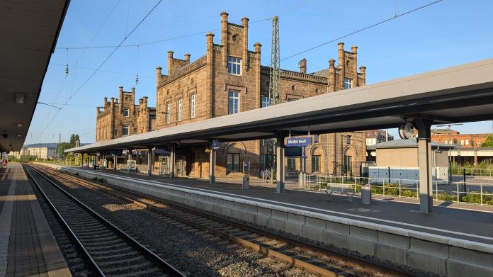 Das Foto zeigt die Gleise des Hauptbahnhof Minden.